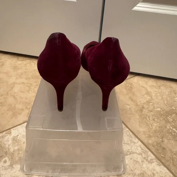 Gianni Bini Burgundy, Suede Heels - Picture 3 of 6